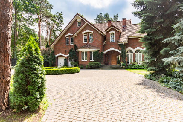 Reasons to Select Us for Your Driveway Paving Requirements in Kitsap Lake, WA